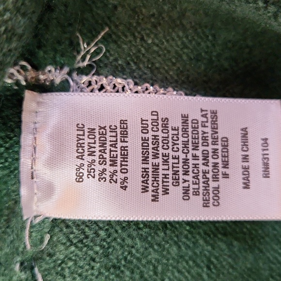 Green Drop shoulder pullover - Picture 5 of 5